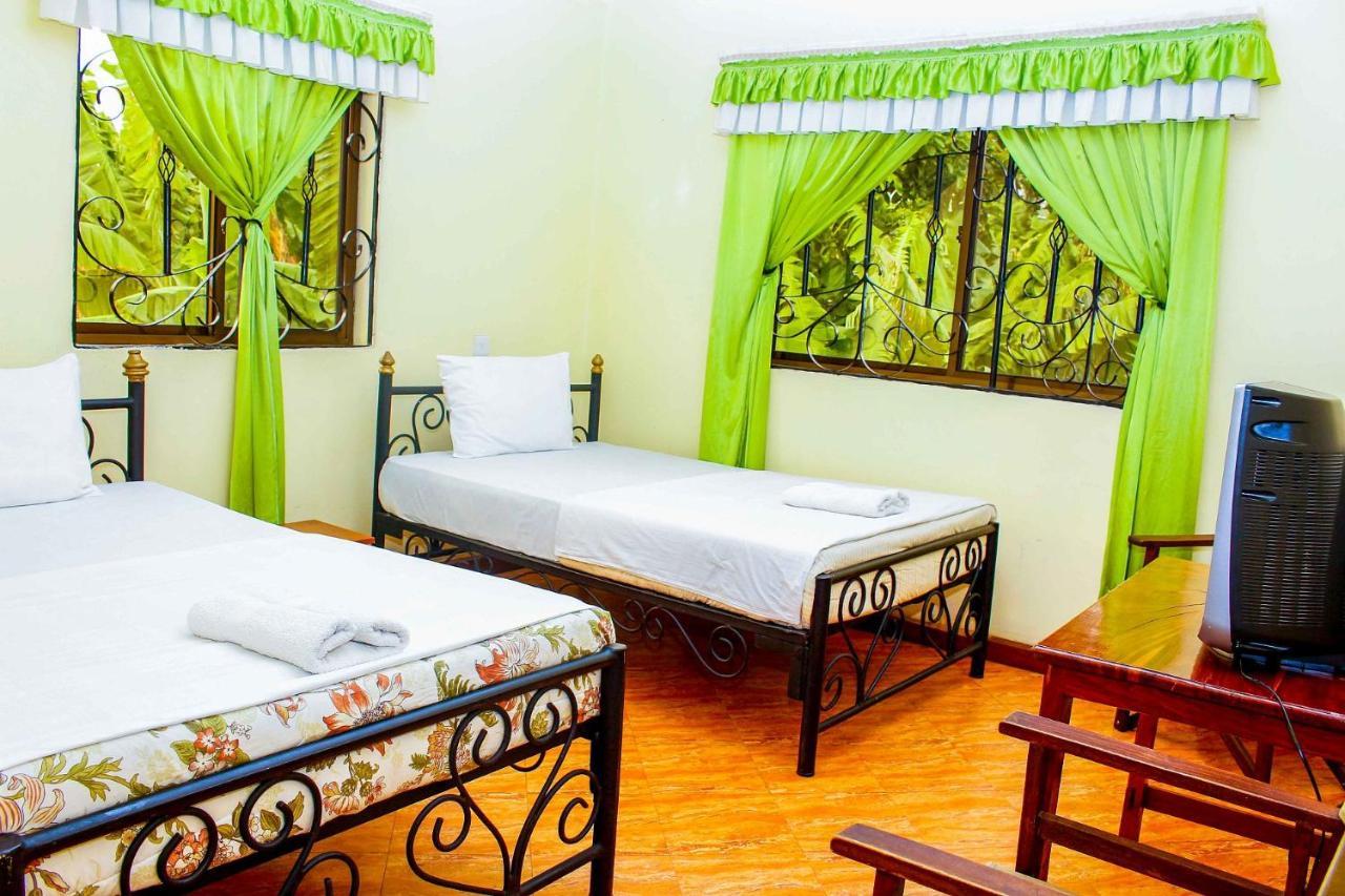 Bright Star Hotel Аруша Екстер'єр фото