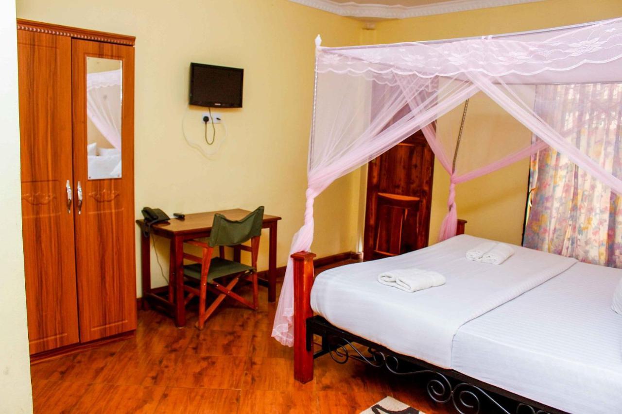 Bright Star Hotel Аруша Екстер'єр фото