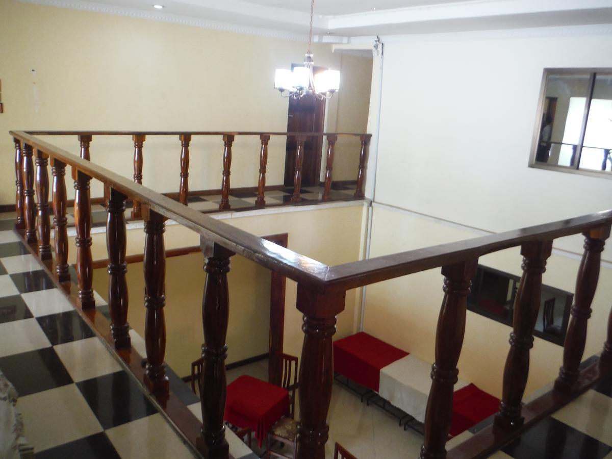 Bright Star Hotel Аруша Екстер'єр фото